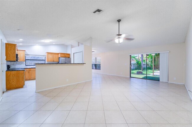 Building Photo - 2532 NW 87th Dr