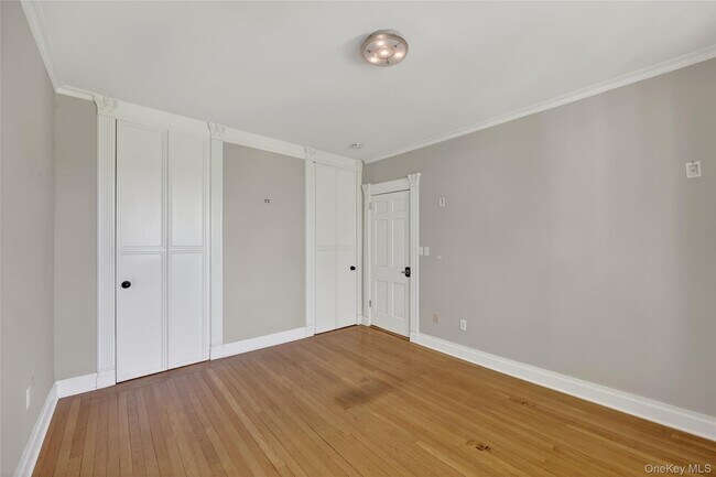 Building Photo - 64 Sagamore Rd