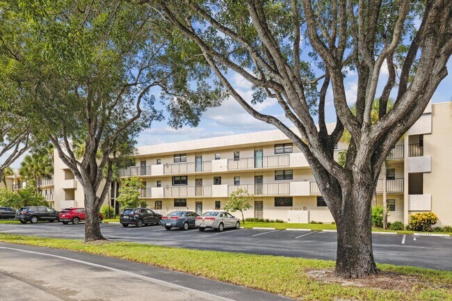 Primary Photo - 2450 DC Country Club Boulevard