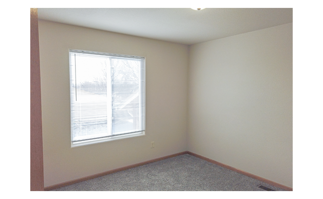 Building Photo - 1200 Copperfield Dr