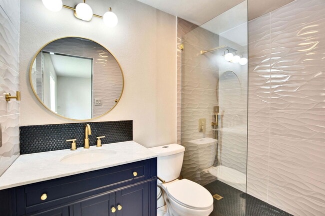 Building Photo - 7002 Skynook Dr