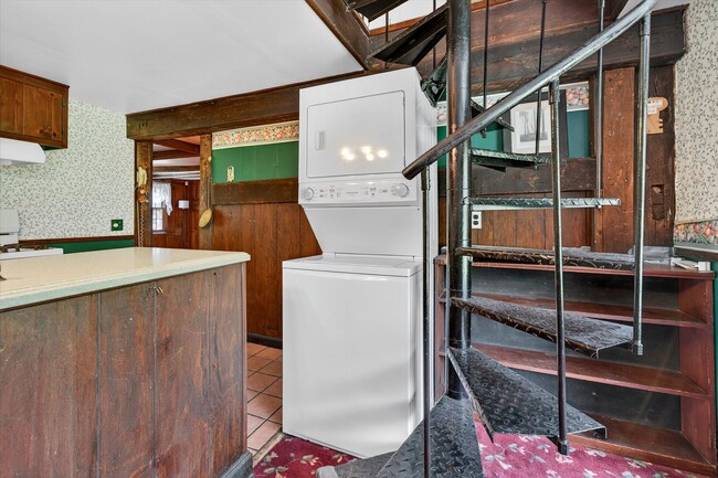 Building Photo - Price Reduction: Charming 3BR Farmhouse Re...