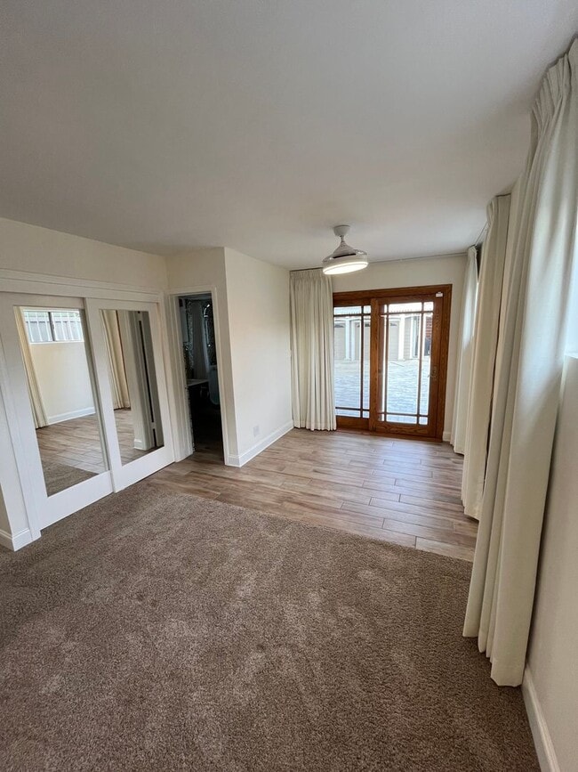 Building Photo - 2 Bedroom 2 Bath Single Family Home in Orange