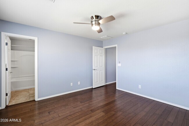 Building Photo - 1717 W Buckhorn Trail