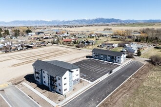 Building Photo - Gateway View Apartments
