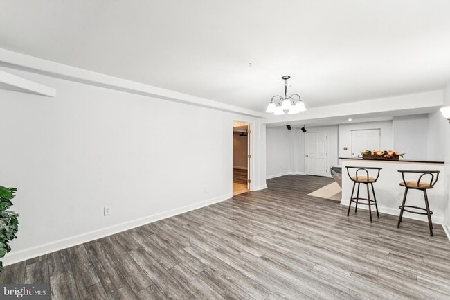 Building Photo - 109 Quail Ct