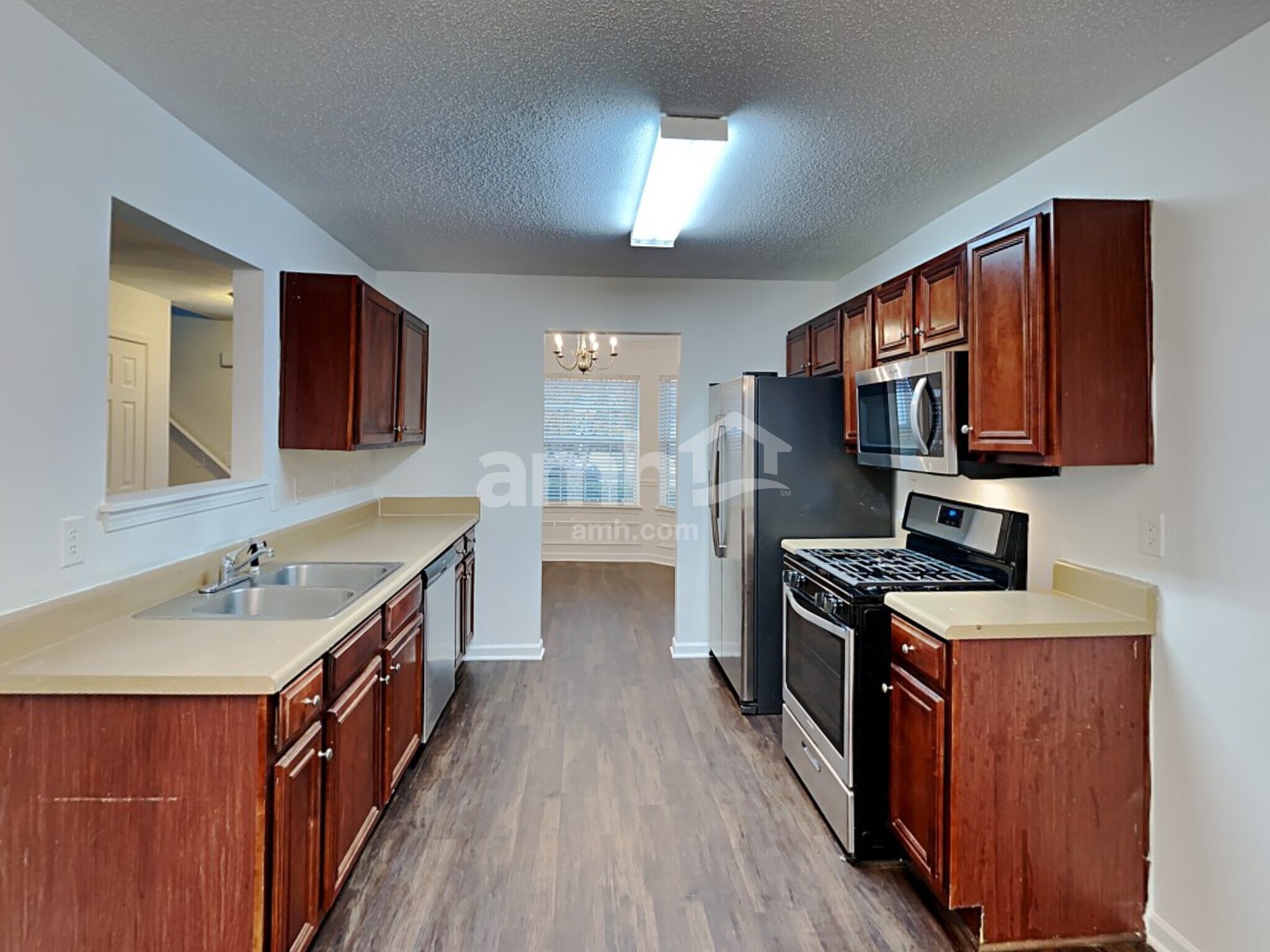 Building Photo - 1864 Tulip Petal Rd