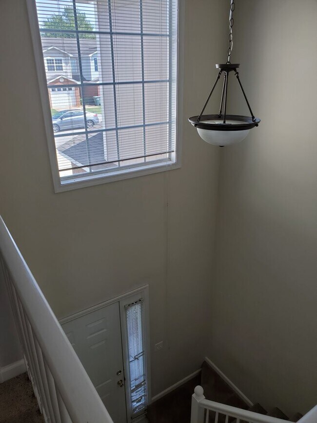 Building Photo - Dunwoody Subdivision!  Close to Ft. Novose...