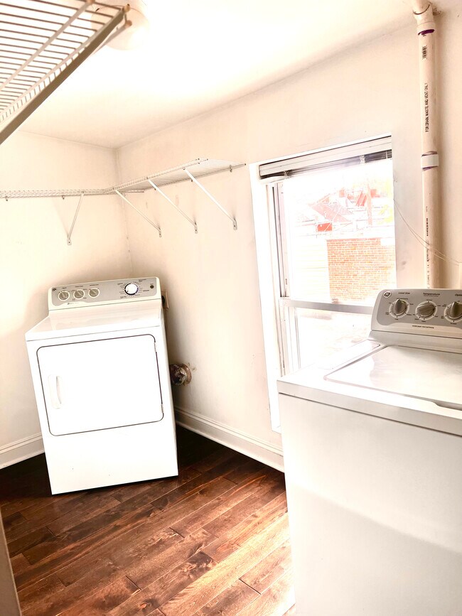 separate laundry room and storage on 3rd floor - 1926 Fleet St
