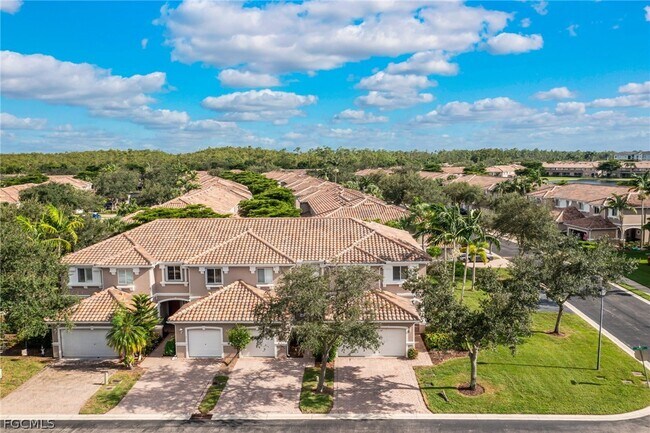 Building Photo - 3174 Antica St