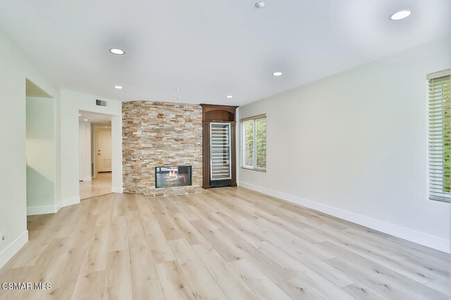 Building Photo - 5618 Silver Valley Ave