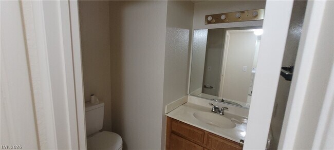 Building Photo - 2813 Cacto Ct