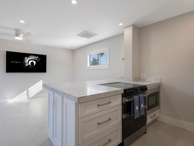 Building Photo - 7 Crossings Cir