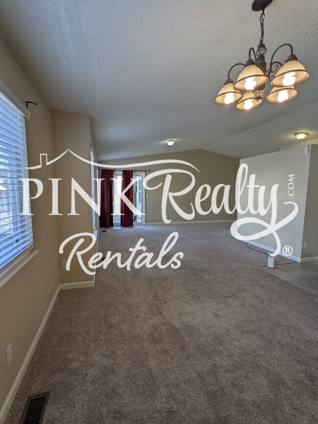 Building Photo - 415 Garwood Ct