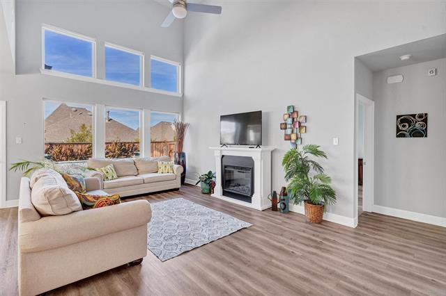 Building Photo - 7500 Foxgrass Pl