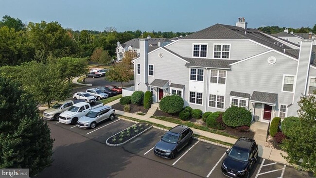 Building Photo - 540 Eagle Ct