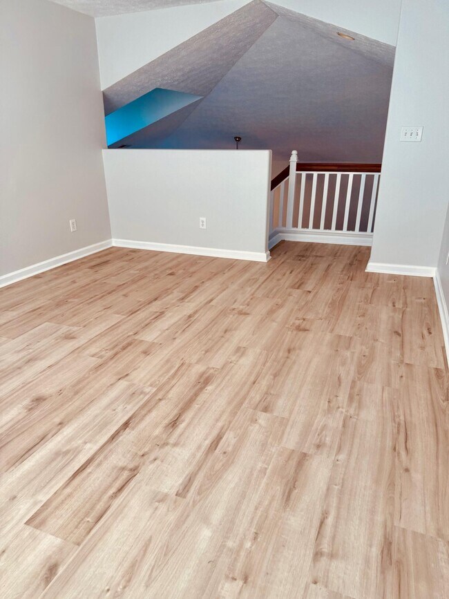 Building Photo - 3072 Prichard Dr