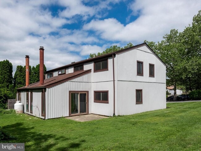 Building Photo - 7 Wyndham Ct