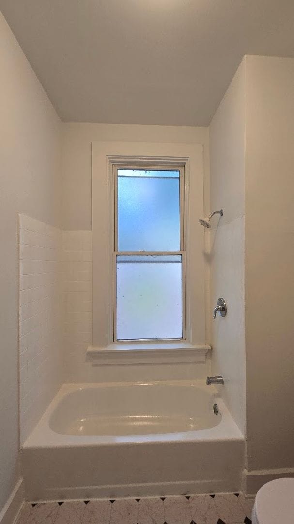 Building Photo - 2131 Staebler St