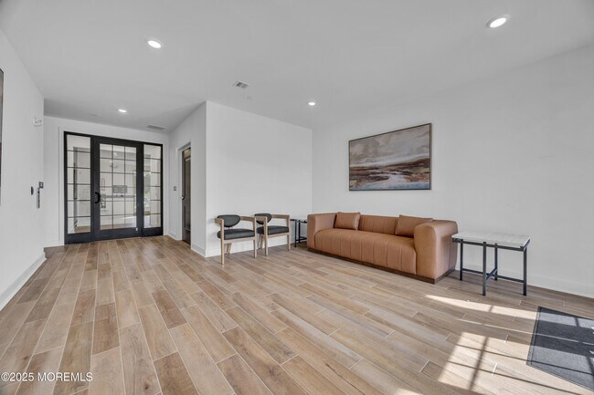 Building Photo - 28311 Radford Ct