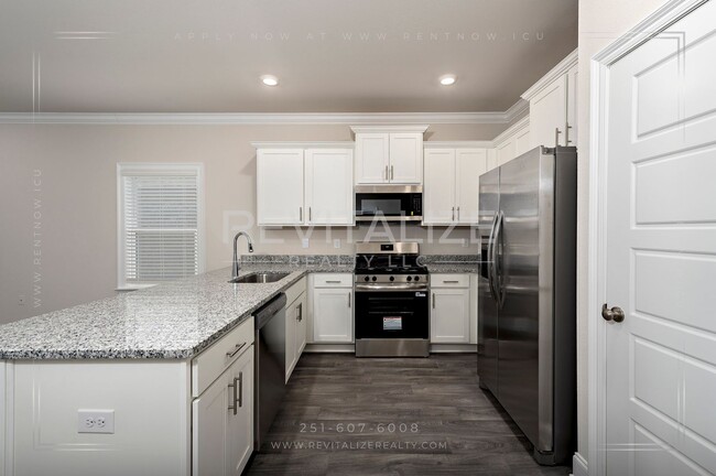 Building Photo - Newly Built 4 Bed 2 Bath Craftsman Home in Spanish Fort with Deck