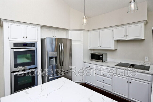 Building Photo - 50 Deer Meadow Ln