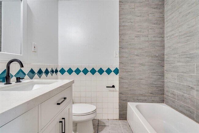 Building Photo - 1306 Glenda Dr