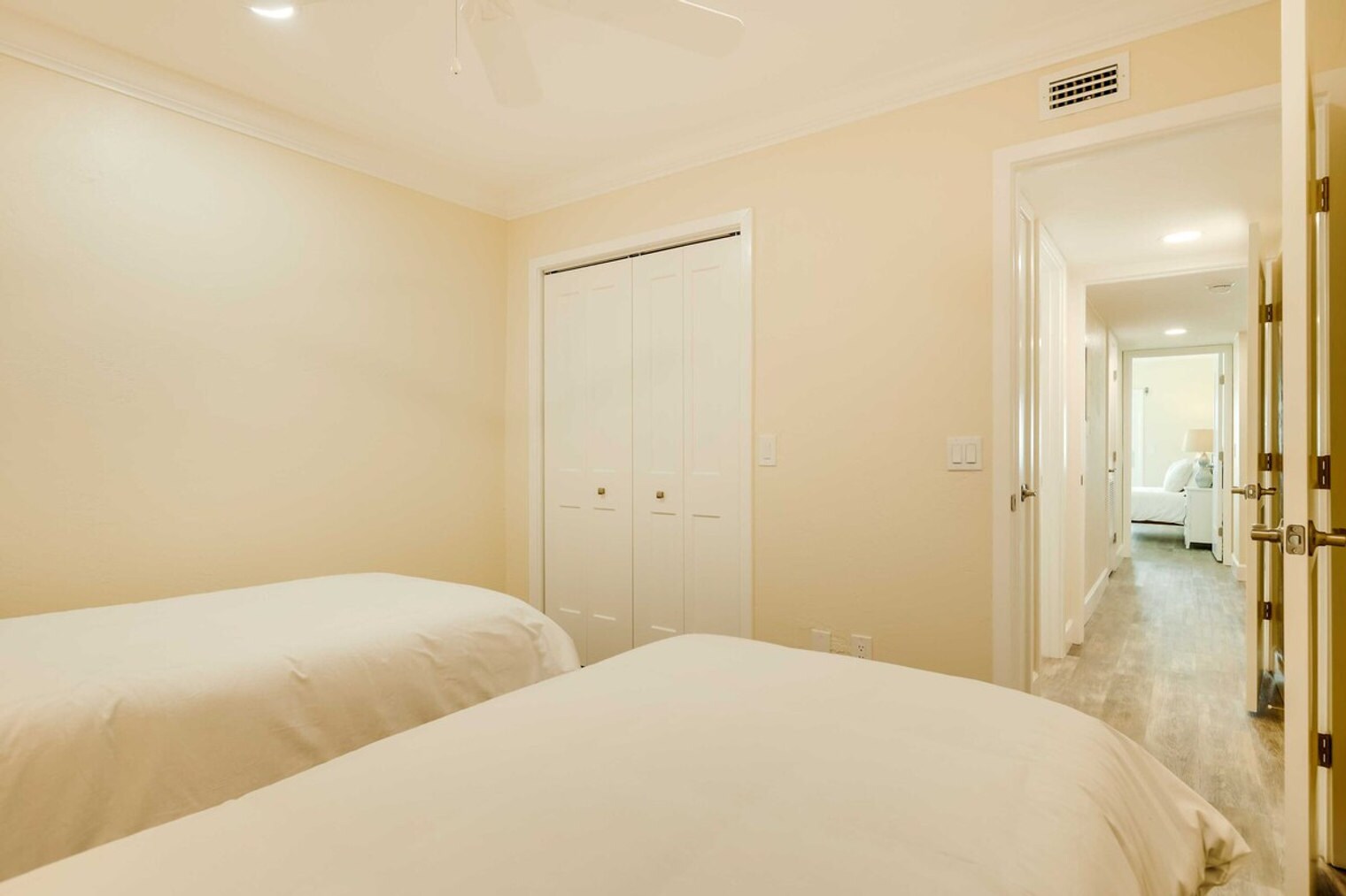 Building Photo - 3747 S Atlantic Ave