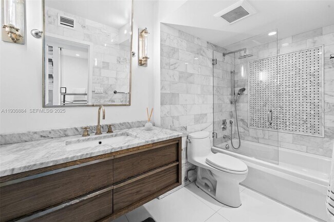 Building Photo - 100 Lincoln Rd