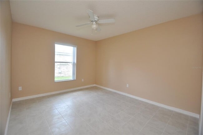 Building Photo - 69 Rose Dr