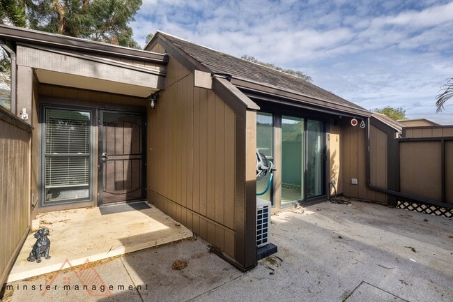 Building Photo - 47-459 Hui Iwa Street