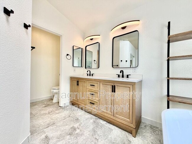 Building Photo - 25211 Corte Sombrero