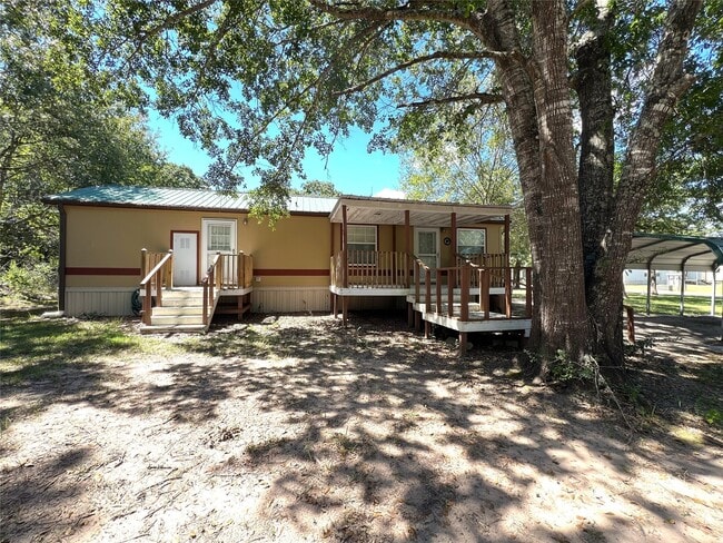 Building Photo - 286 FM 1696