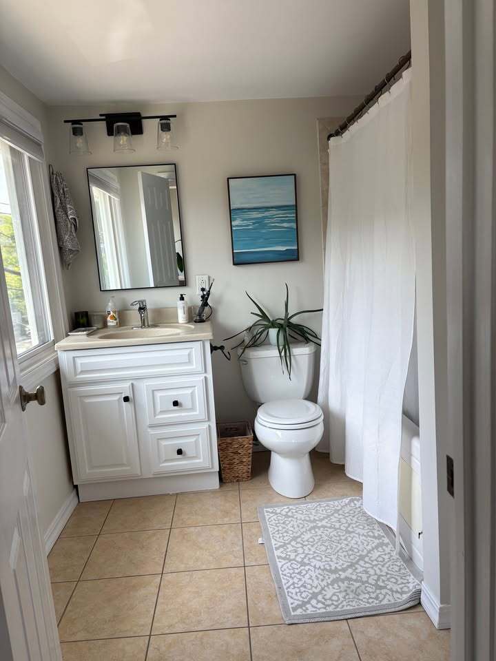 Building Photo - 89 Thorndike St