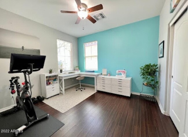 Building Photo - 19350 W Oregon Ave