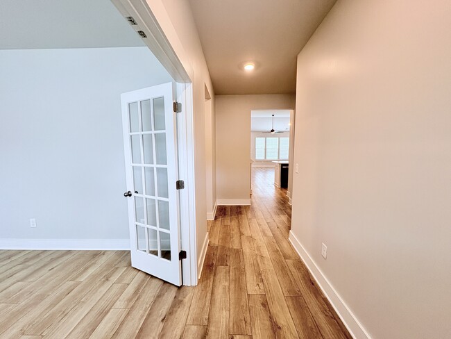 Building Photo - 203 Grange Vly Ln