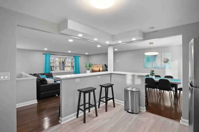 Building Photo - 409 Clifton Ct