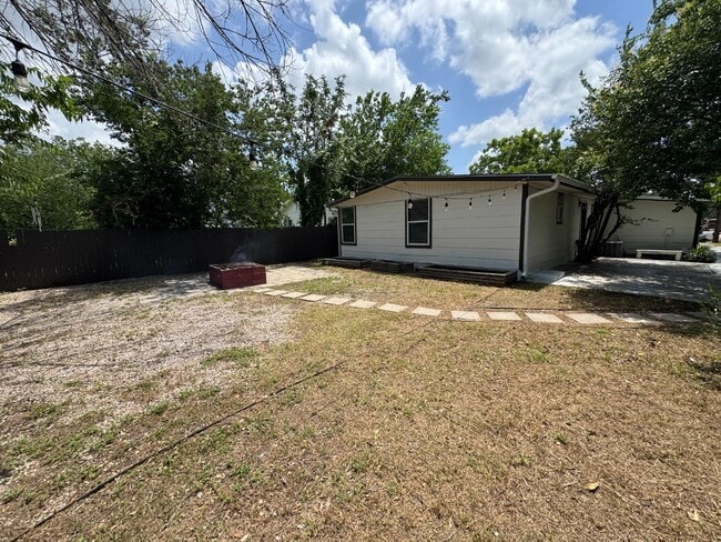 Building Photo - 5410 Downs Dr