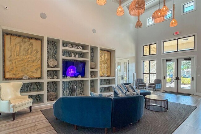 Building Photo - 7222 Paradiso Dr