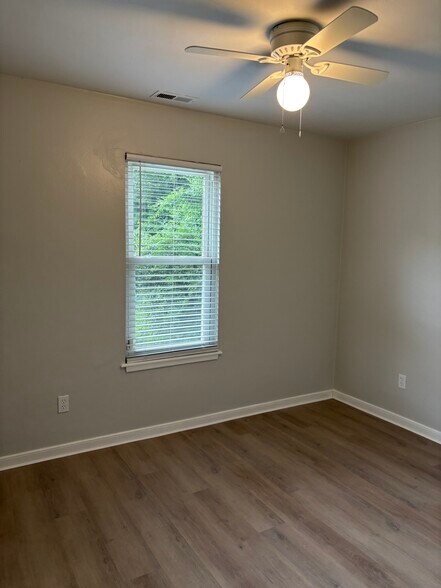 Building Photo - 311 N Oceana Blvd