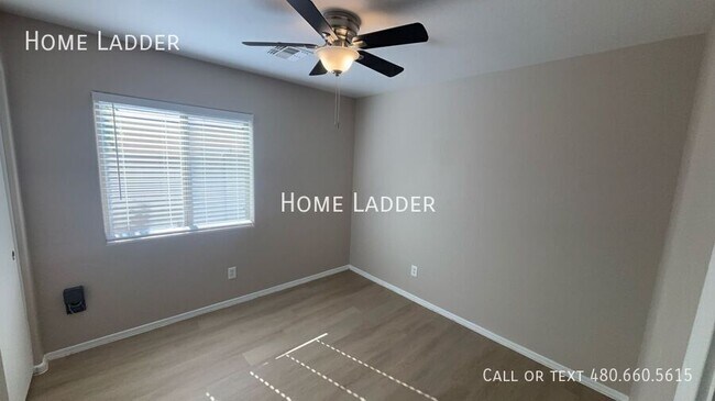 Building Photo - 15338 N 161st Dr