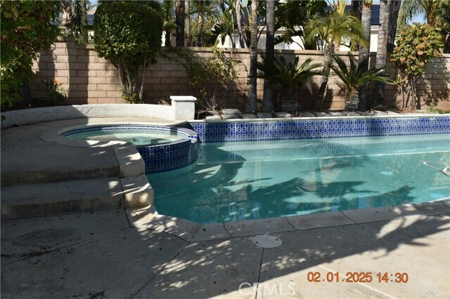 Building Photo - 4257 Castlepeak Dr