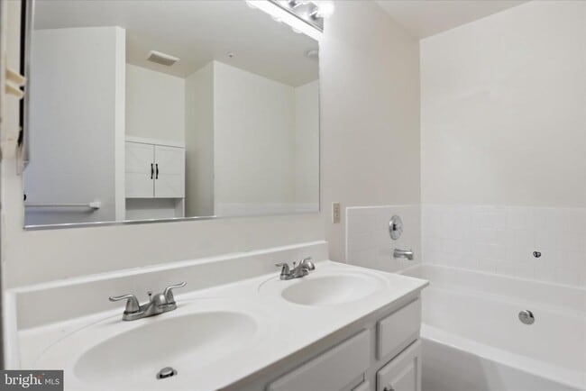 Building Photo - 9326 Leigh Choice Ct