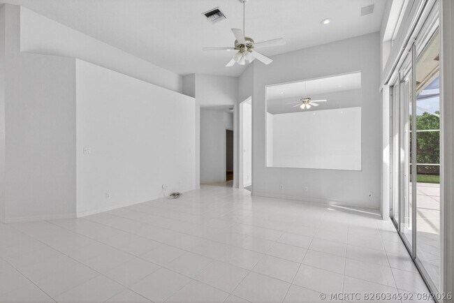 Building Photo - 10251 NW 62nd Dr