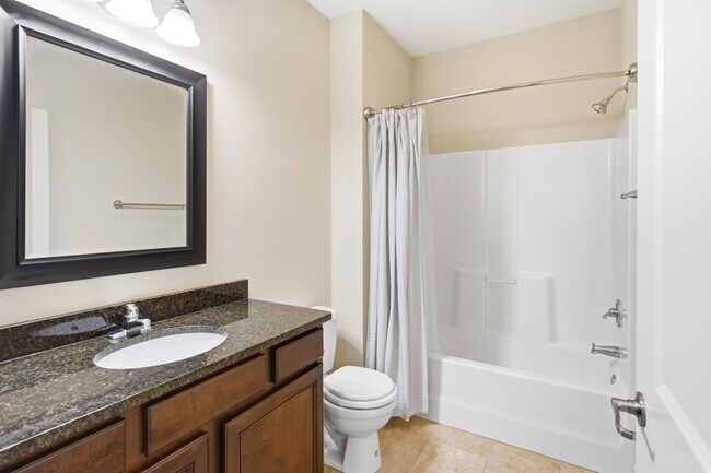 Building Photo - 2409 Boulder Springs Dr