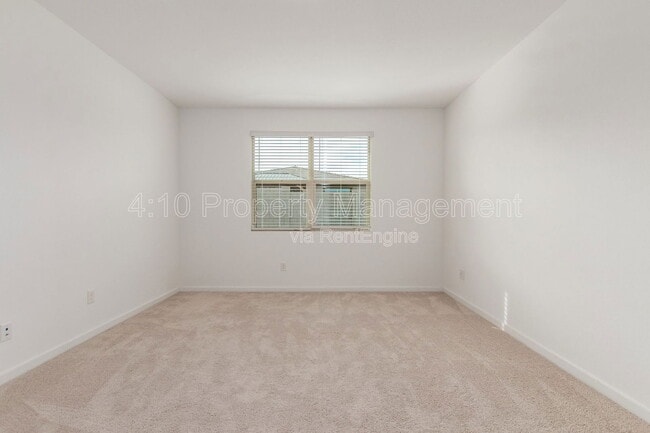 Building Photo - 35395 W Catalan St