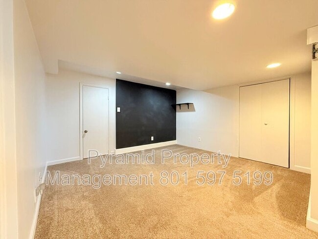 Building Photo - 345 W 1300 N