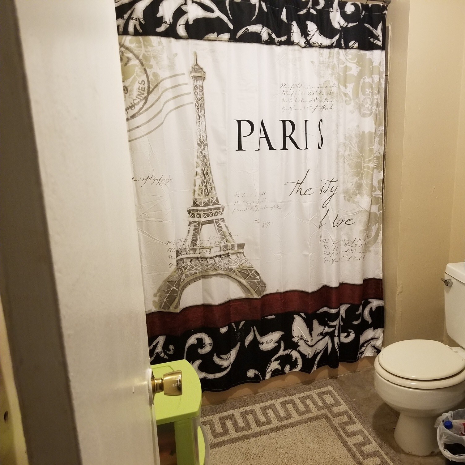 Building Photo - 800 Walnut St