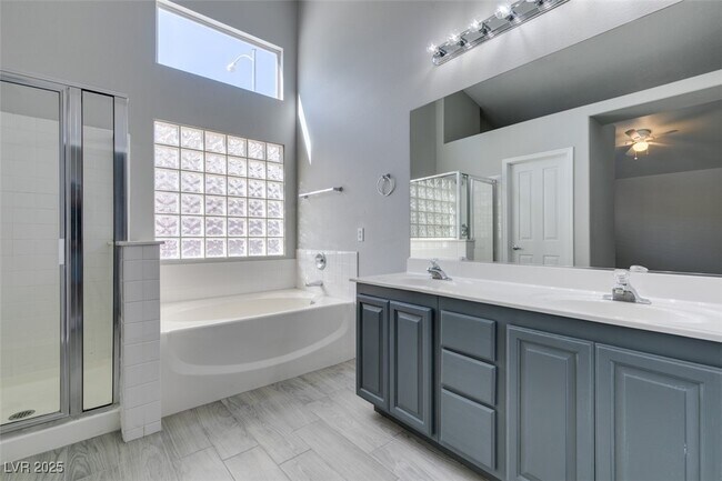 Building Photo - 2744 Summerchase Ln
