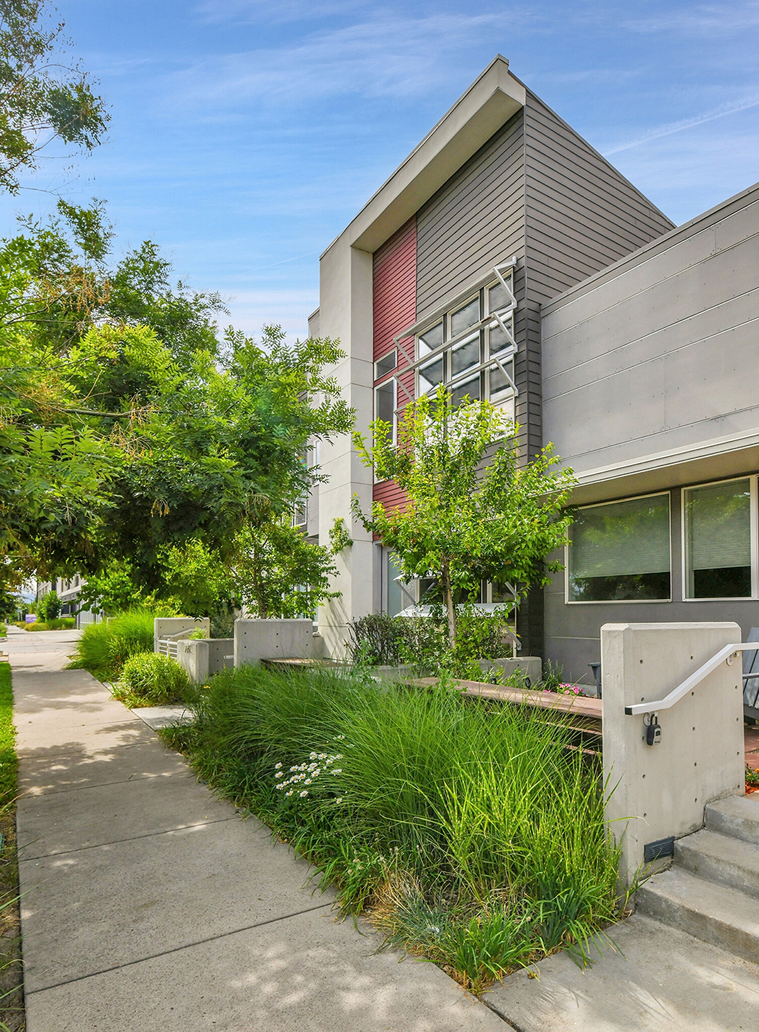 Building Photo - 2841 W 52nd Ave
